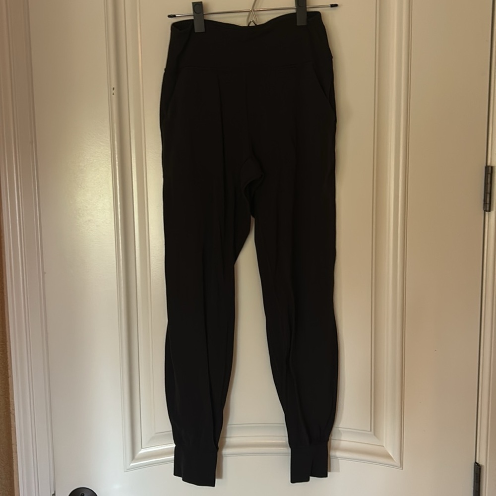 Lululemon Align Jogger 28″ • Black • Size 6 - Picture 7 of 9